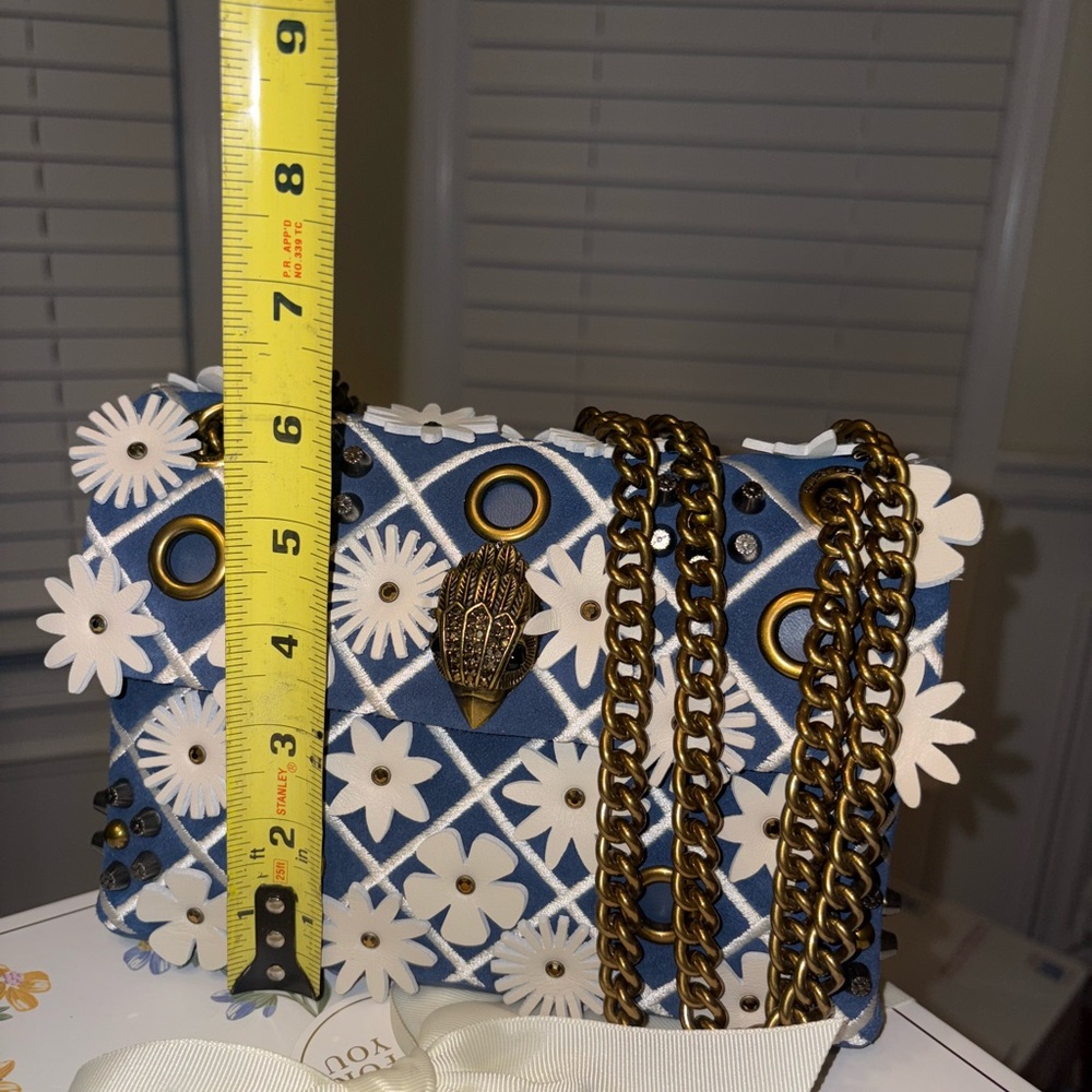 She🌻Bloomed Purse🦋 - Picture 6 of 10